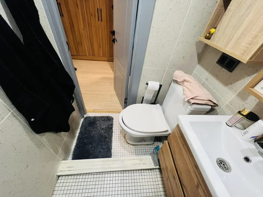 Продам однокомнатную (1-комн.) квартиру, 2-я Рощинская ул, 10, Москва г