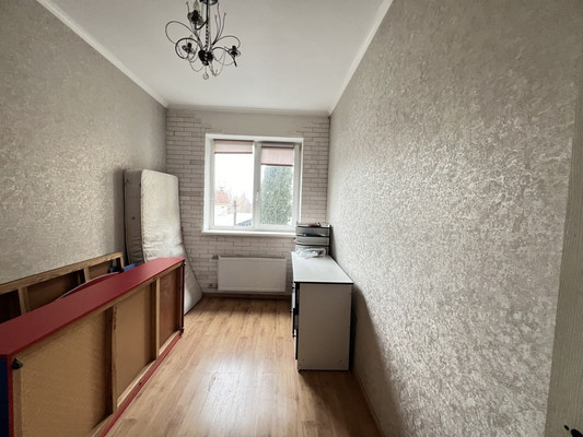 Продам двухкомнатную (2-комн.) квартиру, Поповкина ул, 8а, Симферополь г