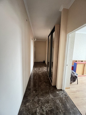 Продам двухкомнатную (2-комн.) квартиру, Поповкина ул, 8а, Симферополь г