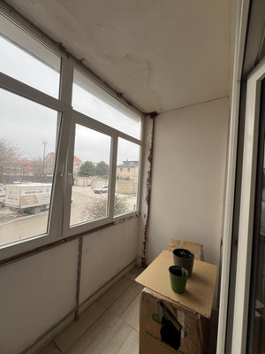 Продам двухкомнатную (2-комн.) квартиру, Поповкина ул, 8а, Симферополь г