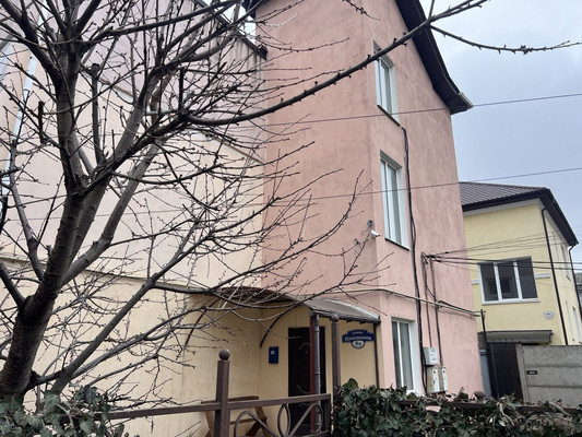 Продам двухкомнатную (2-комн.) квартиру, Поповкина ул, 8а, Симферополь г