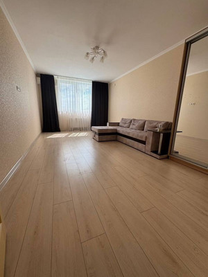 Продам двухкомнатную (2-комн.) квартиру, И.Г.Лексина ул, 72, Симферополь г