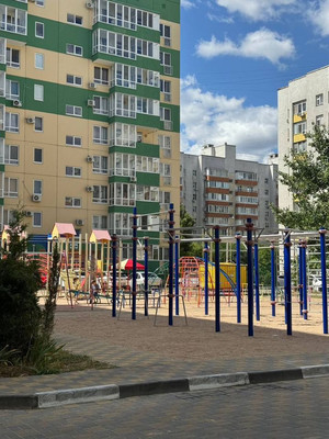 Продам двухкомнатную (2-комн.) квартиру, И.Г.Лексина ул, 72, Симферополь г