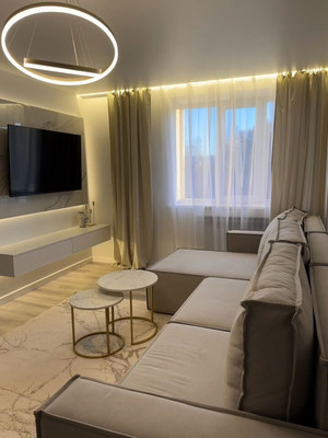 Продам двухкомнатную (2-комн.) квартиру, имени газеты Крымская правда ул, 61А, Симферополь г