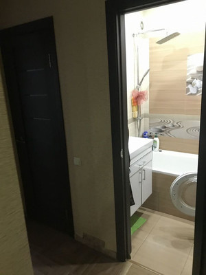 Продам двухкомнатную (2-комн.) квартиру, И.Г.Лексина ул, 46, Симферополь г