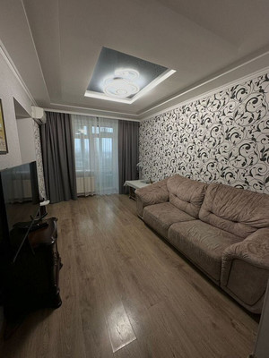 Продам двухкомнатную (2-комн.) квартиру, И.Г.Лексина ул, 64, Симферополь г