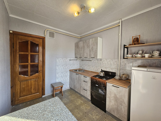 Продам трехкомнатную (3-комн.) квартиру, Костычева ул, 6, Рязань г