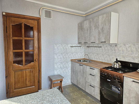 Продам трехкомнатную (3-комн.) квартиру, Костычева ул, 6, Рязань г