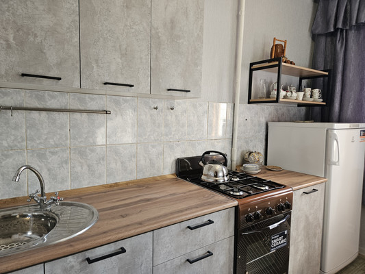 Продам трехкомнатную (3-комн.) квартиру, Костычева ул, 6, Рязань г