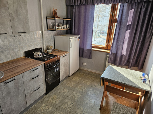 Продам трехкомнатную (3-комн.) квартиру, Костычева ул, 6, Рязань г