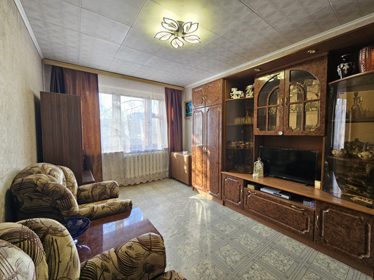 Продам трехкомнатную (3-комн.) квартиру, Костычева ул, 6, Рязань г