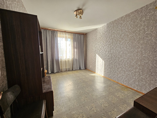 Продам трехкомнатную (3-комн.) квартиру, Костычева ул, 6, Рязань г