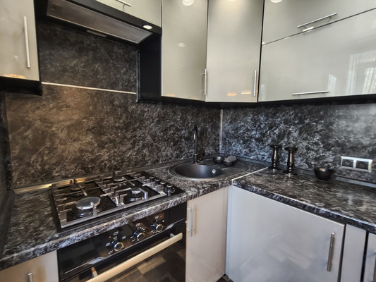 Продам трехкомнатную (3-комн.) квартиру, Мира ул, 53, Йошкар-Ола г