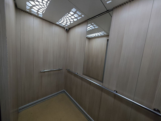 Продам двухкомнатную (2-комн.) квартиру, Толстого ул, 6, Симферополь г