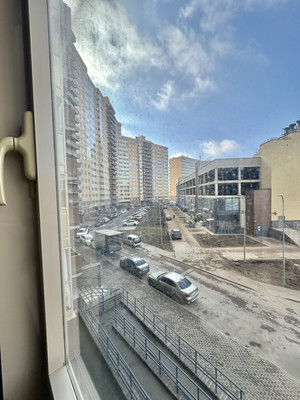 Продам однокомнатную (1-комн.) квартиру, Тихая ул, 13к3, Бугры п