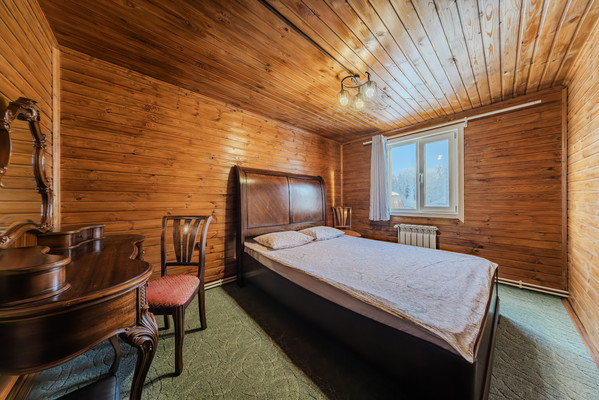 Продам дом, Золотарева А.А. ул, 12, Большие Борницы д, 0 км от города