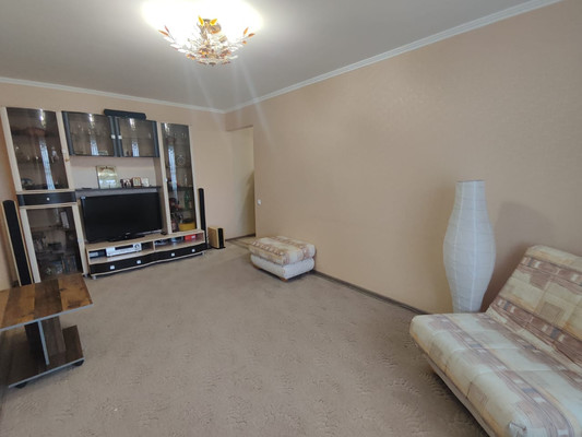 Продам трехкомнатную (3-комн.) квартиру, Шибанкова ул, 57, Наро-Фоминск г