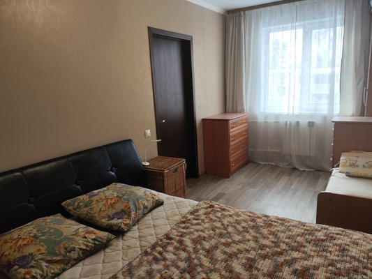 Продам трехкомнатную (3-комн.) квартиру, Шибанкова ул, 57, Наро-Фоминск г