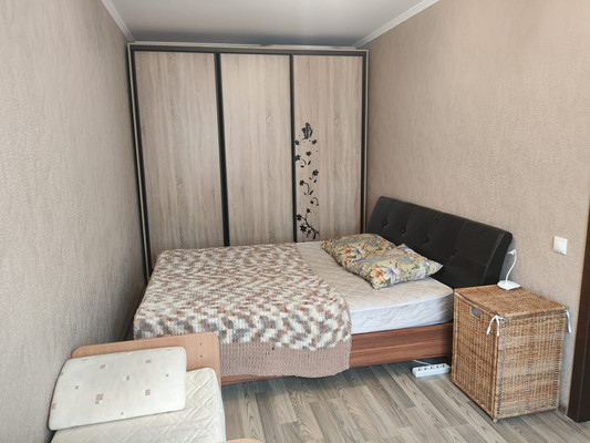 Продам трехкомнатную (3-комн.) квартиру, Шибанкова ул, 57, Наро-Фоминск г