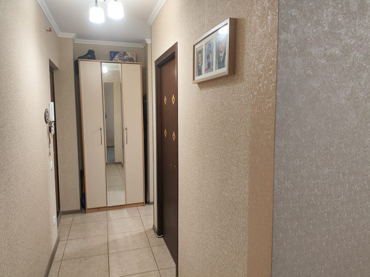 Продам трехкомнатную (3-комн.) квартиру, Шибанкова ул, 57, Наро-Фоминск г