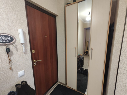 Продам трехкомнатную (3-комн.) квартиру, Шибанкова ул, 57, Наро-Фоминск г