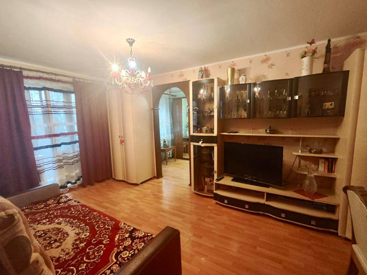 Продам двухкомнатную (2-комн.) квартиру, Ленина ул, 33, Апрелевка г