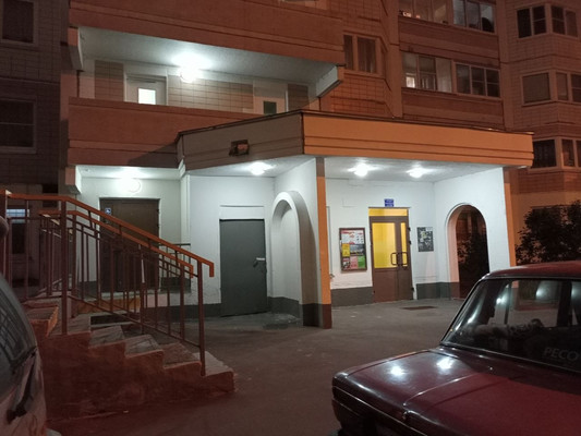 Продам многокомнатную квартиру, Рождественская ул, 21к2, Москва г