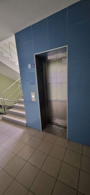 Продам двухкомнатную (2-комн.) квартиру, Победы пр-кт, 74А, Симферополь г