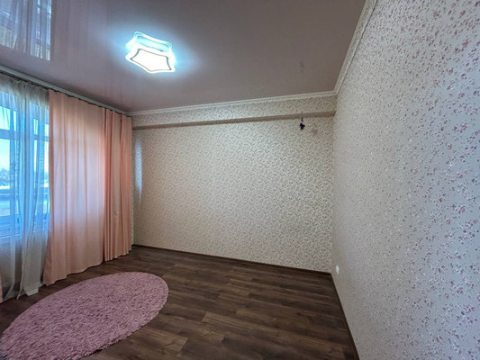 Продам трехкомнатную (3-комн.) квартиру, Балаклавская ул, 41А, Симферополь г