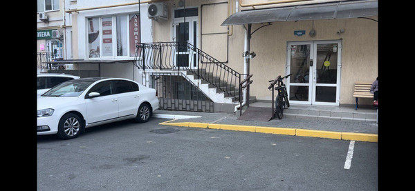 Продам трехкомнатную (3-комн.) квартиру, Балаклавская ул, 41А, Симферополь г