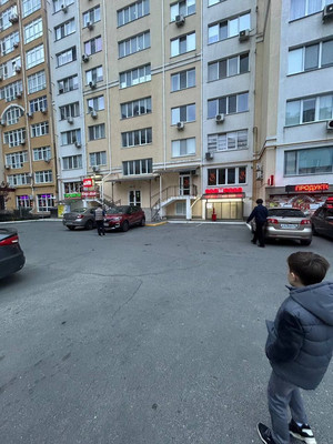 Продам трехкомнатную (3-комн.) квартиру, Балаклавская ул, 41А, Симферополь г