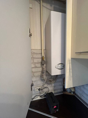 Продам трехкомнатную (3-комн.) квартиру, Балаклавская ул, 41А, Симферополь г