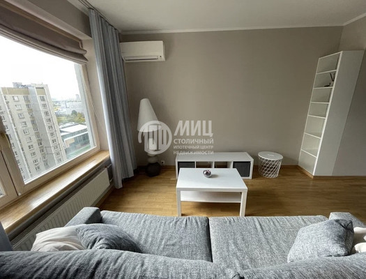 Продам двухкомнатную (2-комн.) квартиру, Народного Ополчения ул, 11, Москва г