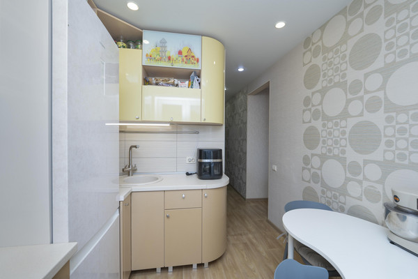 Продам однокомнатную (1-комн.) квартиру, Баумана ул, 21а, Пермь г