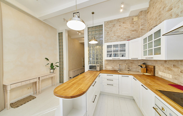 Продам трехкомнатную (3-комн.) квартиру, Композиторов ул, 10, Санкт-Петербург г