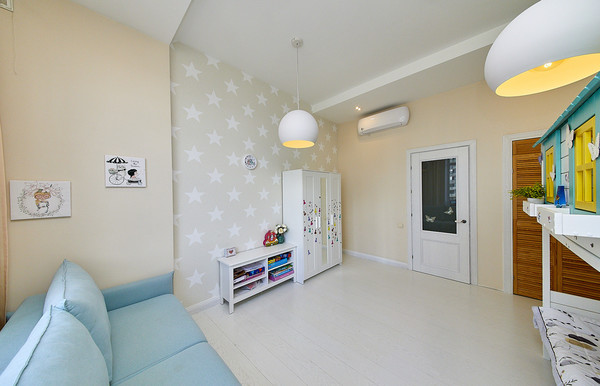 Продам трехкомнатную (3-комн.) квартиру, Композиторов ул, 10, Санкт-Петербург г