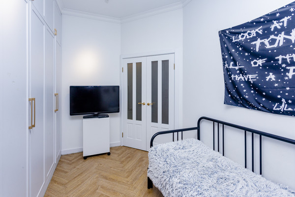 Продам многокомнатную квартиру, Береговой проезд, 5к6, Москва г