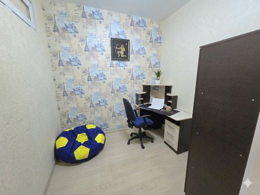 Продам двухкомнатную (2-комн.) квартиру, Балаклавская ул, 47А, Симферополь г