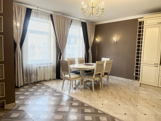 Сдам многокомнатную квартиру, 2-я Изумрудная ул, 9к3, Троицк г