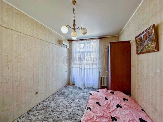 Продам трехкомнатную (3-комн.) квартиру, Окружной проезд, 14к1, Москва г