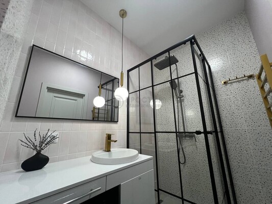 Продам однокомнатную (1-комн.) квартиру, Новоостаповская ул, 20, Москва г