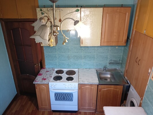 Продам двухкомнатную (2-комн.) квартиру, Зарайская ул, 19, Москва г