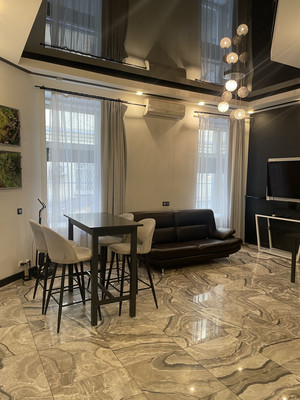 Сдам двухкомнатную (2-комн.) квартиру, Дмитровка Б. ул, 7/5, Москва г