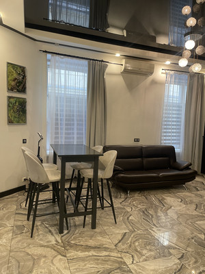 Сдам двухкомнатную (2-комн.) квартиру, Дмитровка Б. ул, 7/5, Москва г