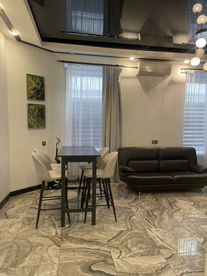 Сдам двухкомнатную (2-комн.) квартиру, Дмитровка Б. ул, 7/5, Москва г