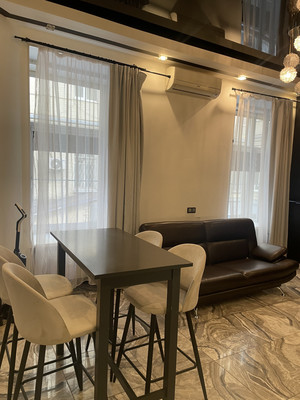 Сдам двухкомнатную (2-комн.) квартиру, Дмитровка Б. ул, 7/5, Москва г