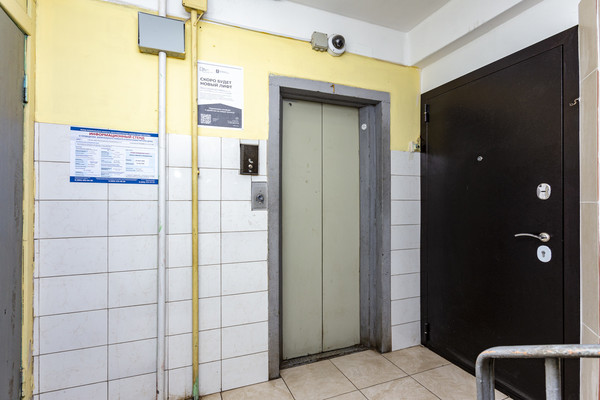 Продам однокомнатную (1-комн.) квартиру, Кленовый б-р, 4, Москва г