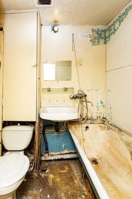 Продам однокомнатную (1-комн.) квартиру, Кленовый б-р, 4, Москва г