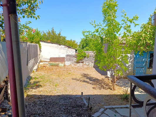 Продам таунхаус, Сиреневая ул, 18, Севастополь г, 0 км от города