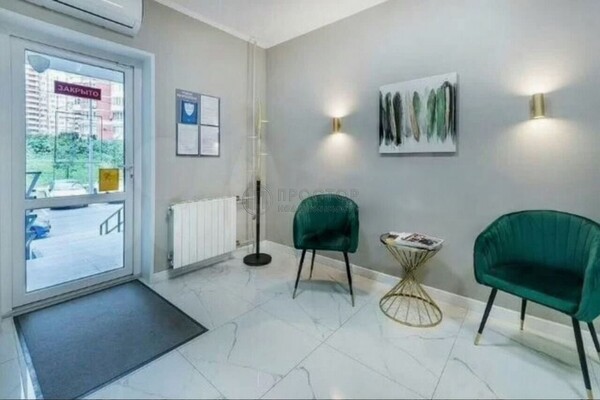 Продам коммерческое помещение 615,4 м2, Мичуринский пр-кт, 9к4, Москва г